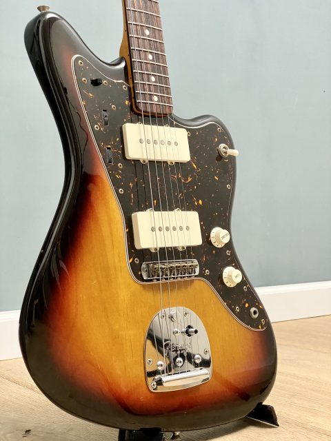 Fender Japan Jazzmaster 62 Ri, photo 4