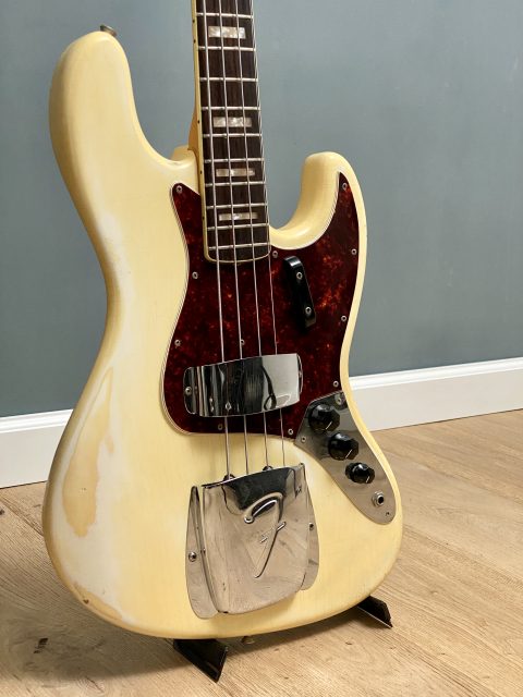 Fender Jazz bass, photo 4