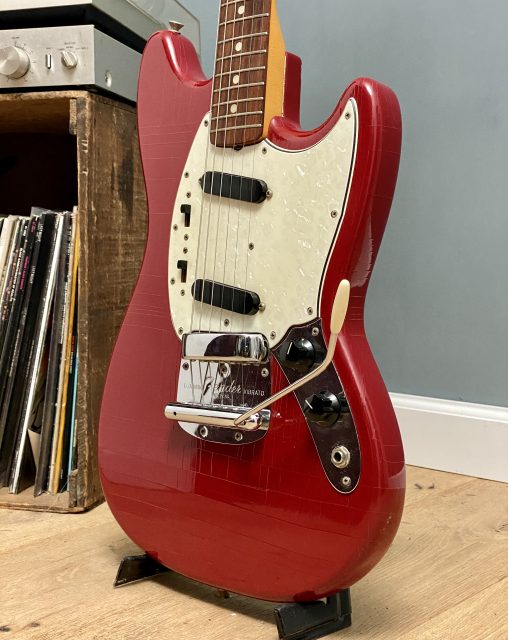Fender Mustang, photo 3