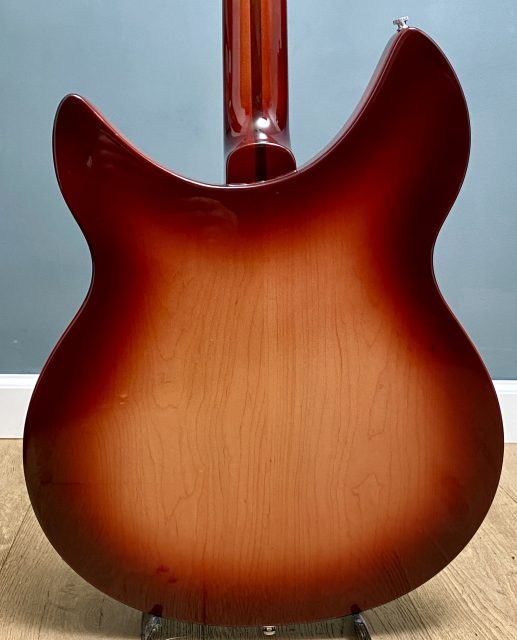 Rickenbacker 330, photo 12